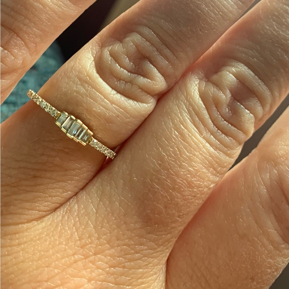 10K yellow gold diamond ring
